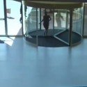 Thief Runs Into Revolving Glass Door Trying to Make Great Escape – FAIL! [VIDEO]